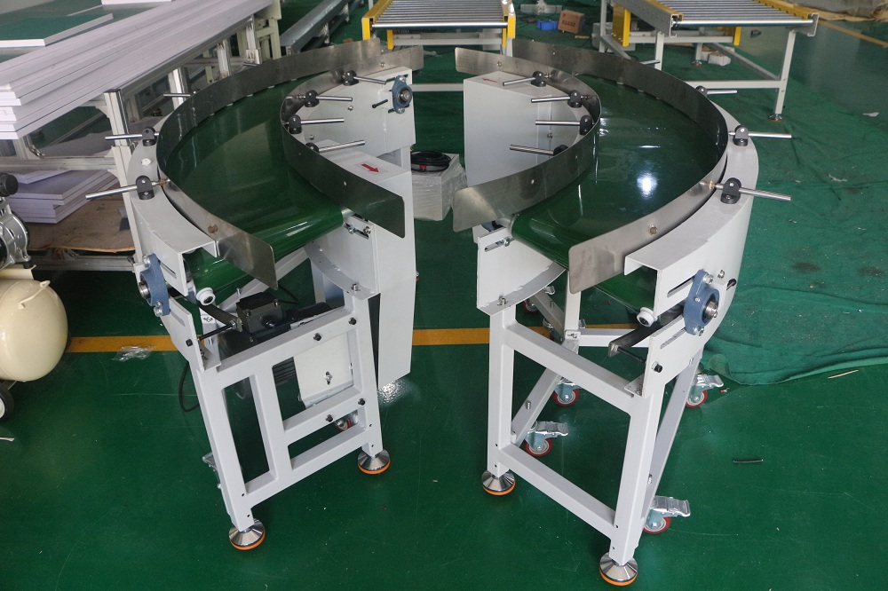 小型轉彎機
